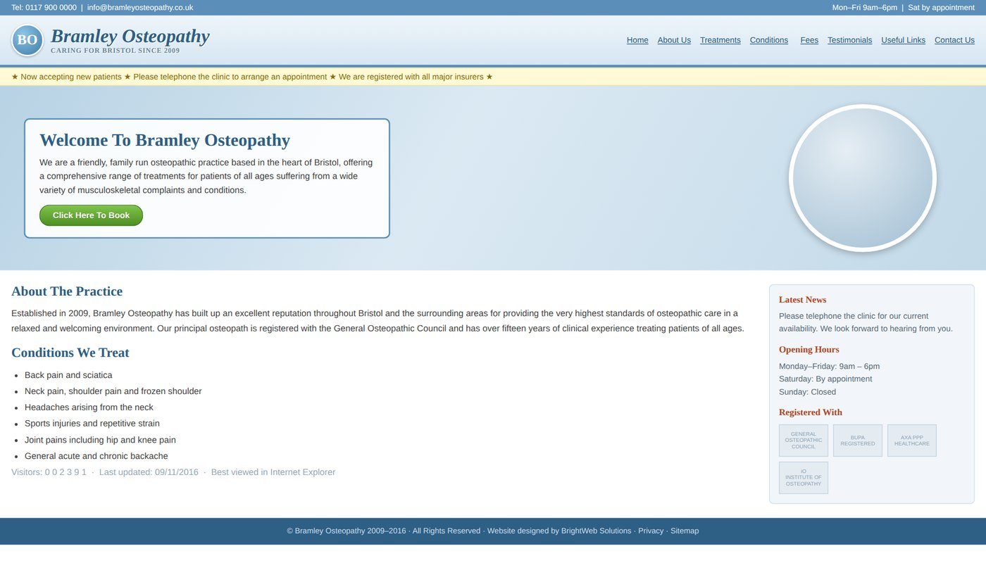 A dated clinic website with a pale blue gradient header, a welcome message, a scrolling banner and a sidebar of insurer logos.